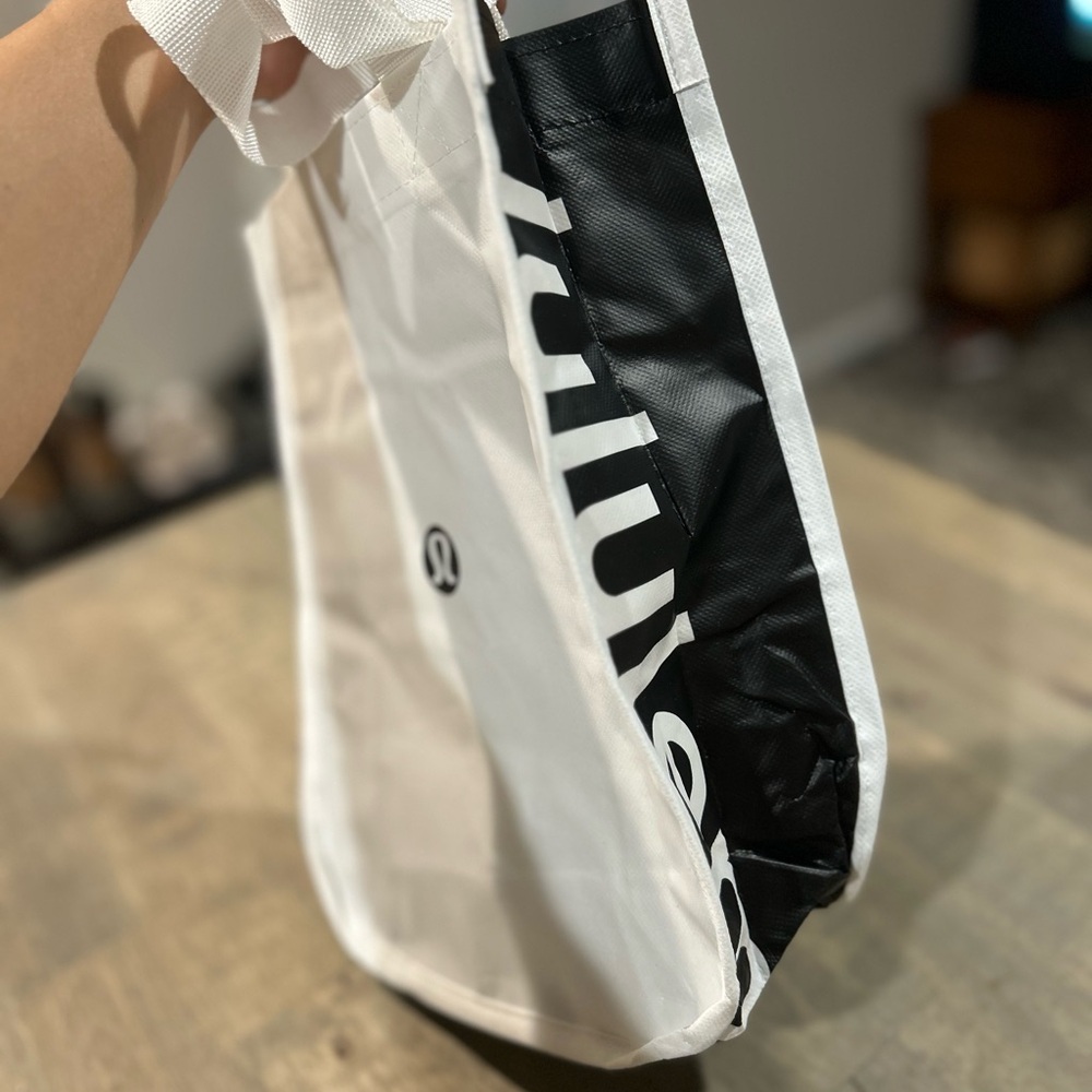 Lululemon Black and White Tote Bag
